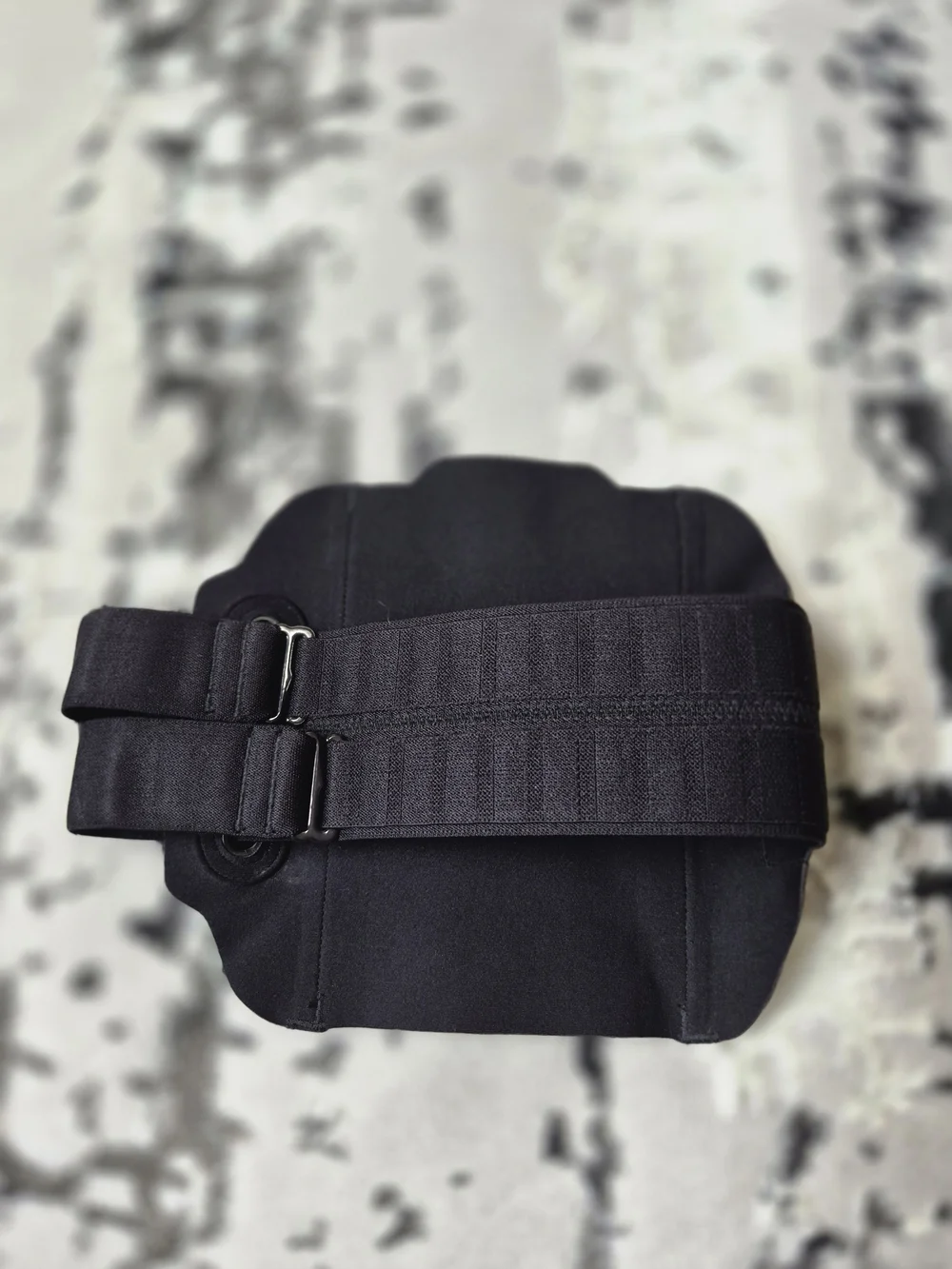 Lululemon Black Armband Phone Holder - Wearable Sports Case